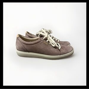 Ecco Women’s Lavender Leather Lace Tennis Shoe Size 7‎